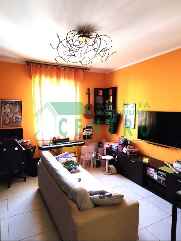 appartamento in vendita a Poggibonsi in zona Montelonti