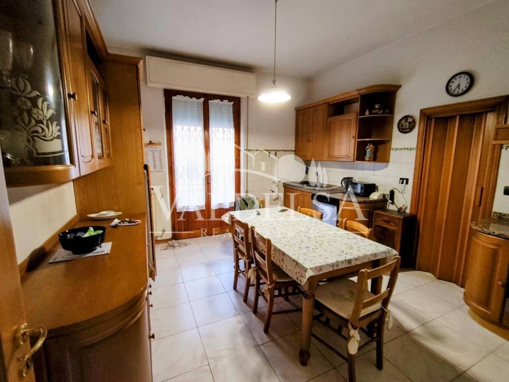 appartamento in vendita a Poggibonsi in zona Borgaccio
