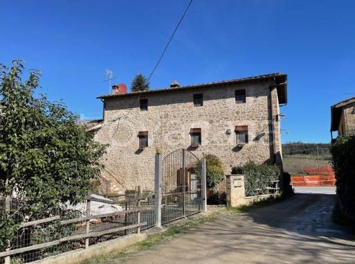 appartamento in vendita a Poggibonsi in zona Staggia Senese
