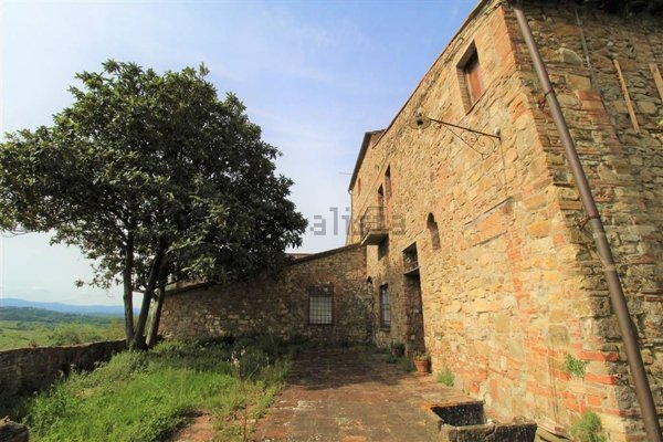 casa indipendente in vendita a Poggibonsi in zona Borgaccio