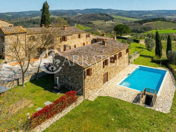 casa indipendente in vendita a Poggibonsi