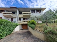 casa indipendente in vendita a Poggibonsi in zona Borgaccio
