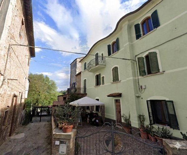 appartamento in vendita a Poggibonsi in zona Staggia Senese