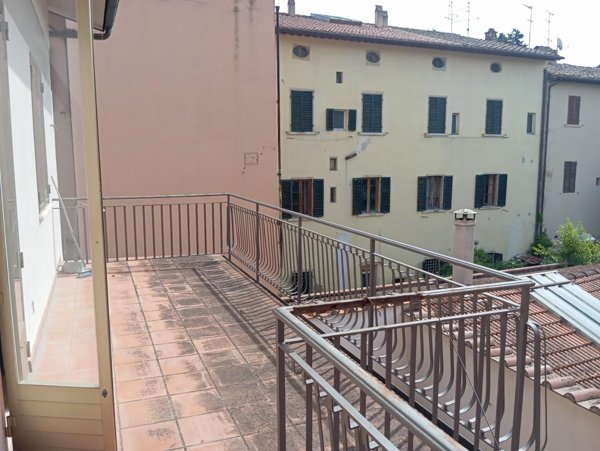 appartamento in vendita a Poggibonsi in zona Centro Storico