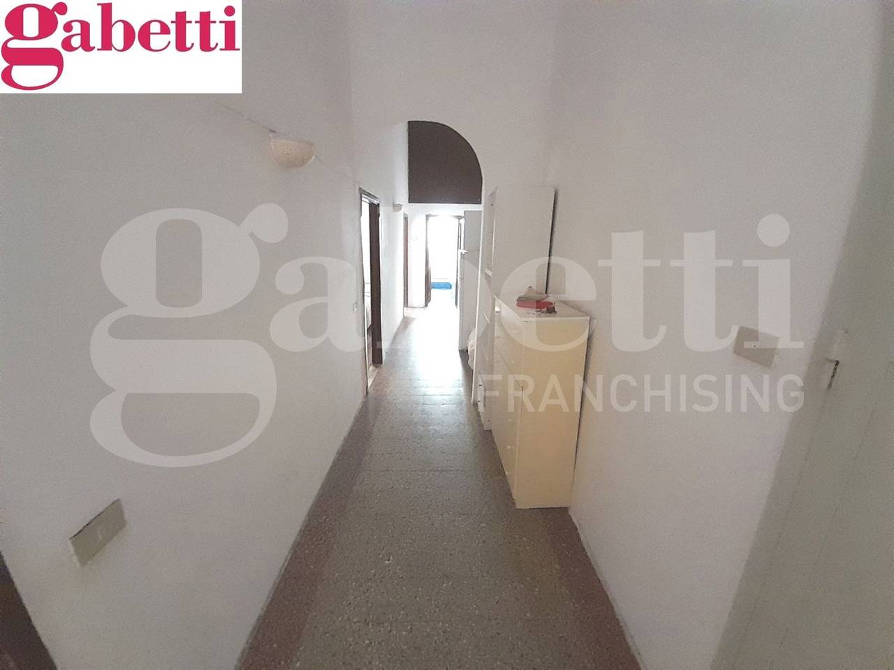 appartamento in vendita a Poggibonsi in zona Centro Storico