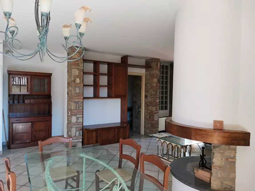 casa indipendente in vendita a Poggibonsi