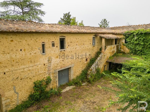 casale in vendita a Poggibonsi in zona Talciona
