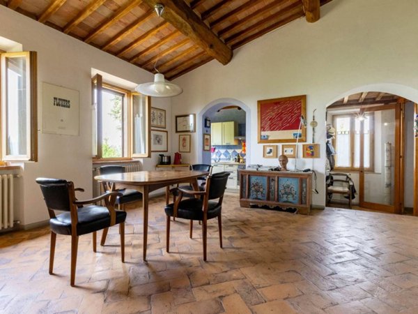 casa indipendente in vendita a Poggibonsi in zona Staggia Senese