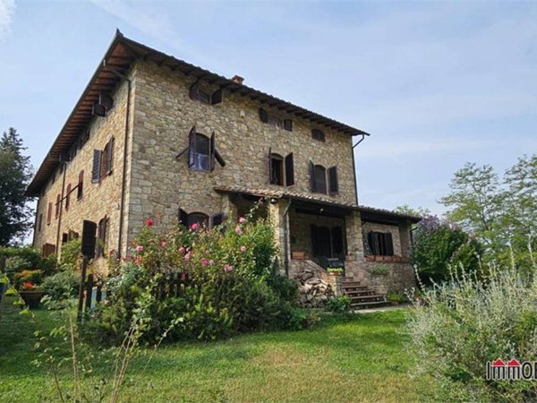 casa indipendente in vendita a Poggibonsi