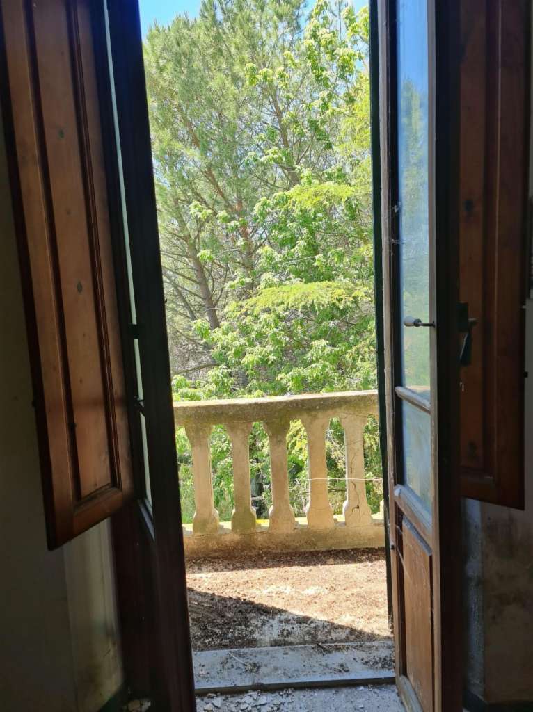 casa indipendente in vendita a Poggibonsi in zona Staggia Senese