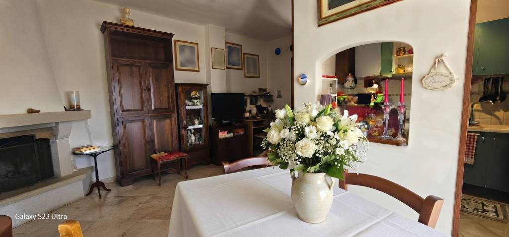 appartamento in vendita a Poggibonsi in zona Staggia Senese