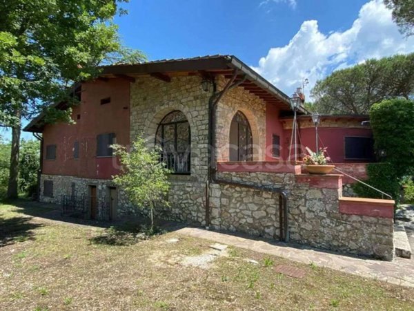 casa indipendente in vendita a Radda in Chianti