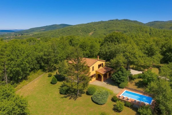 casa indipendente in vendita a Radda in Chianti