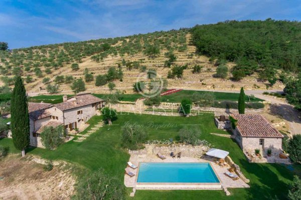 casa indipendente in vendita a Radda in Chianti