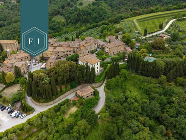 casa indipendente in vendita a Radda in Chianti in zona Volpaia