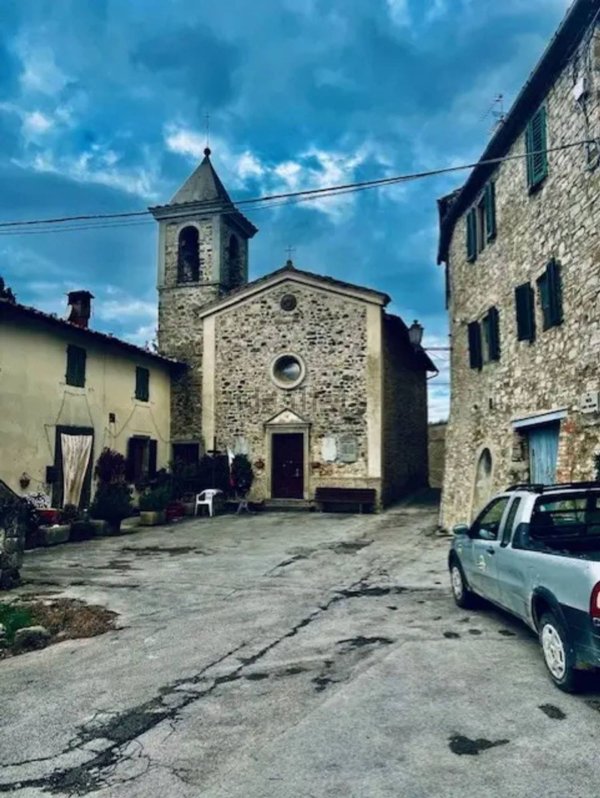 casale in vendita a Radda in Chianti