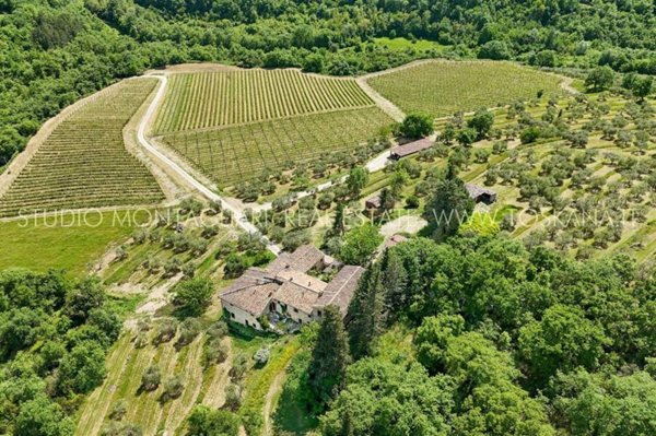 villa in vendita a Radda in Chianti