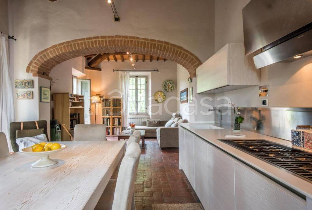 casa indipendente in vendita a Radda in Chianti