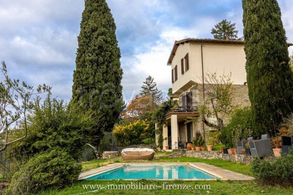 casa indipendente in vendita a Radda in Chianti