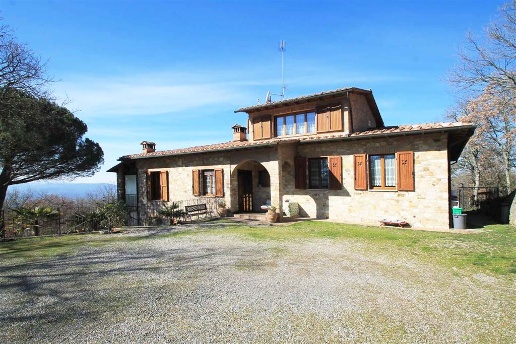 casa indipendente in vendita a Radda in Chianti in zona Palagio