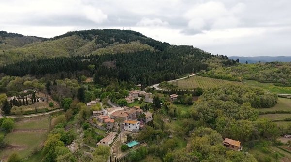 casale in vendita a Radda in Chianti in zona Badia a Montemuro