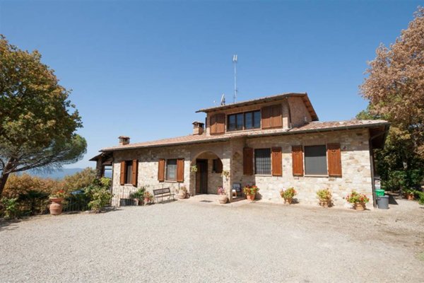 casa indipendente in vendita a Radda in Chianti in zona Palagio