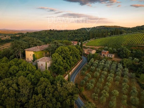 azienda agricola in vendita a Radda in Chianti