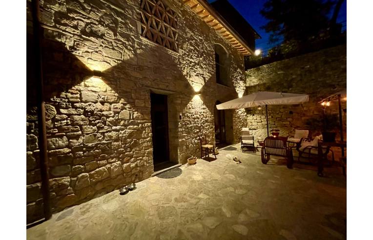 casa indipendente in vendita a Radda in Chianti in zona Badia a Montemuro