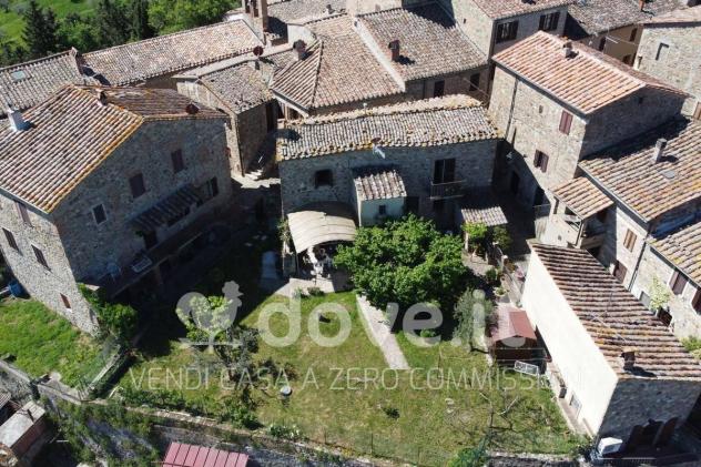 casa indipendente in vendita a Radicofani