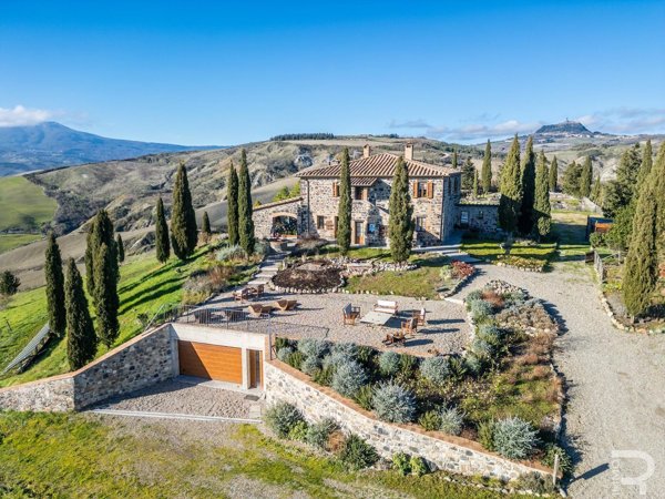 casale in vendita a Radicofani