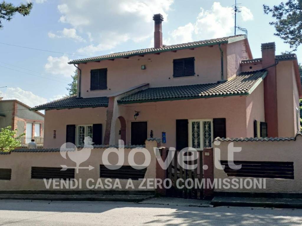 casa indipendente in vendita a Radicofani