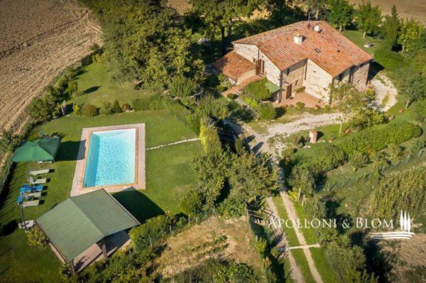casa indipendente in vendita a Radicofani