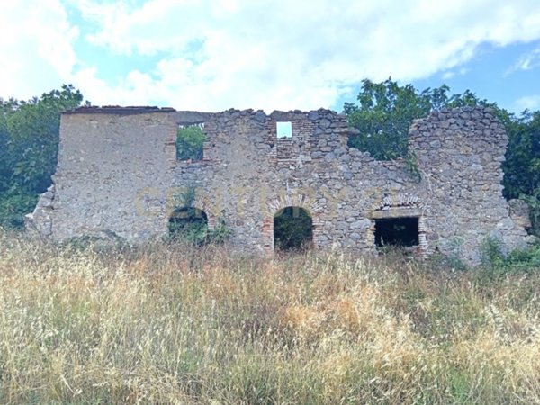 casa indipendente in vendita a Radicofani