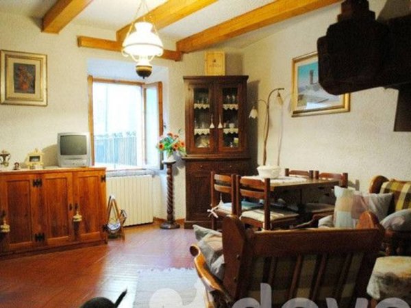casa indipendente in vendita a Radicofani