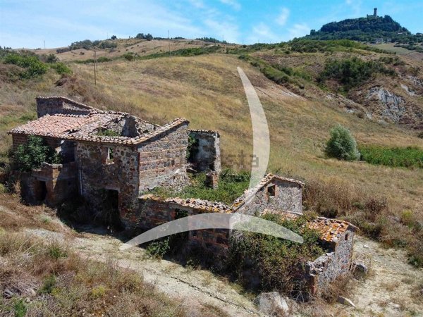 casale in vendita a Radicofani