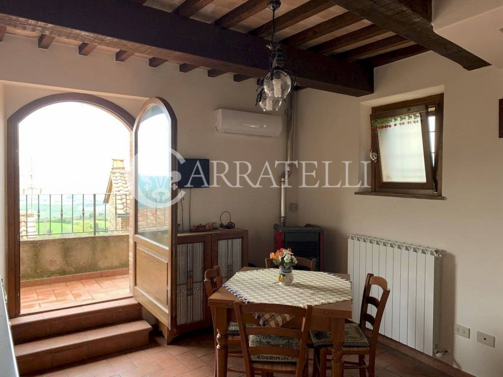 appartamento in vendita a Radicofani in zona Contignano