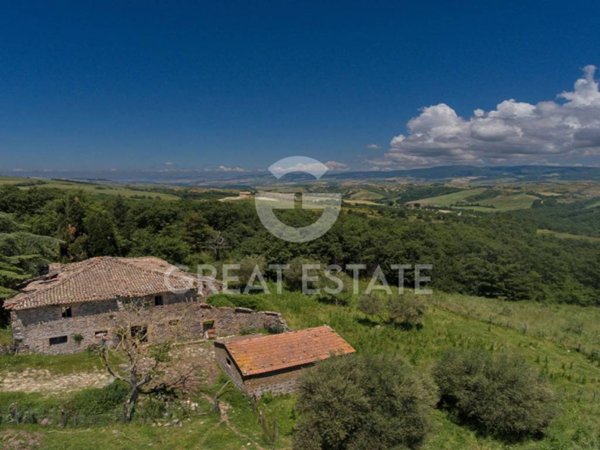 casa indipendente in vendita a Radicofani