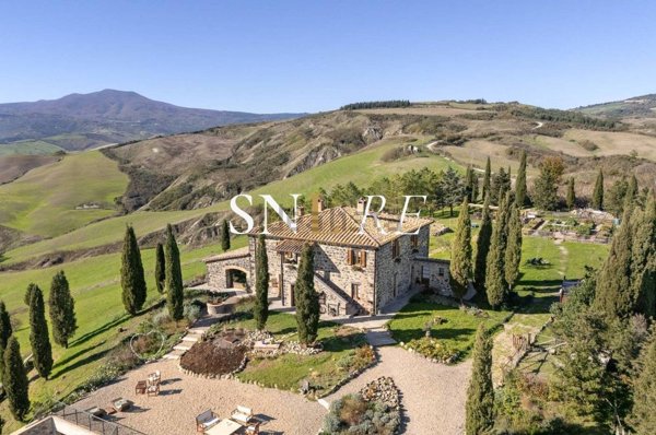 casale in vendita a Radicofani