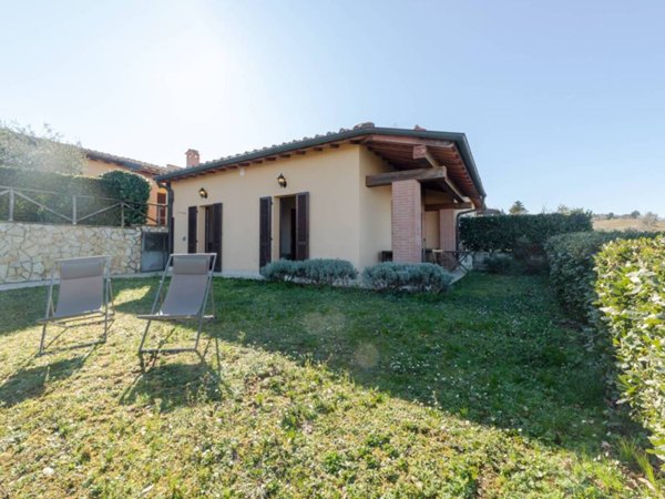 appartamento in vendita a Radicofani in zona Contignano