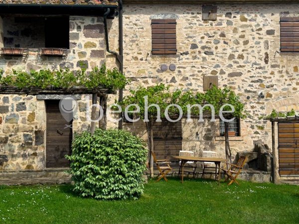 casa indipendente in vendita a Radicofani