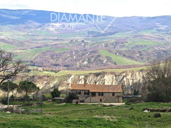 casa indipendente in vendita a Radicofani