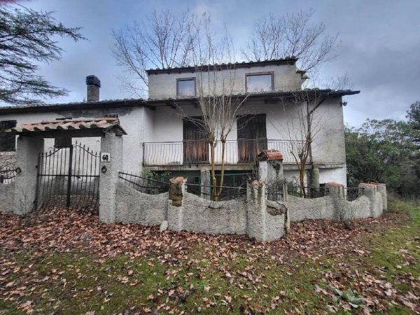 casa indipendente in vendita a Radicofani
