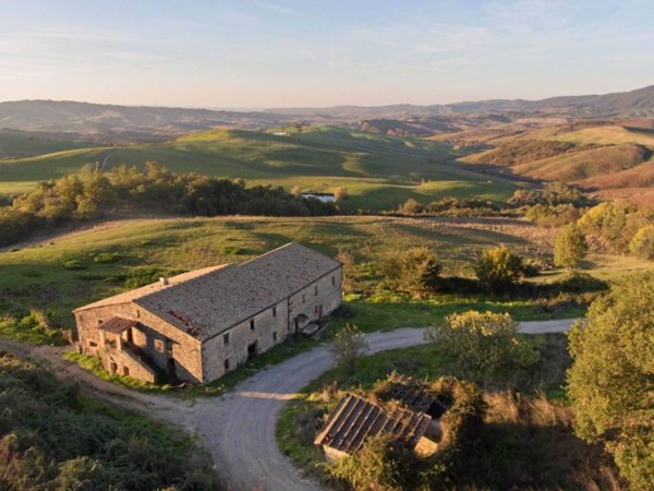 casale in vendita a Radicofani