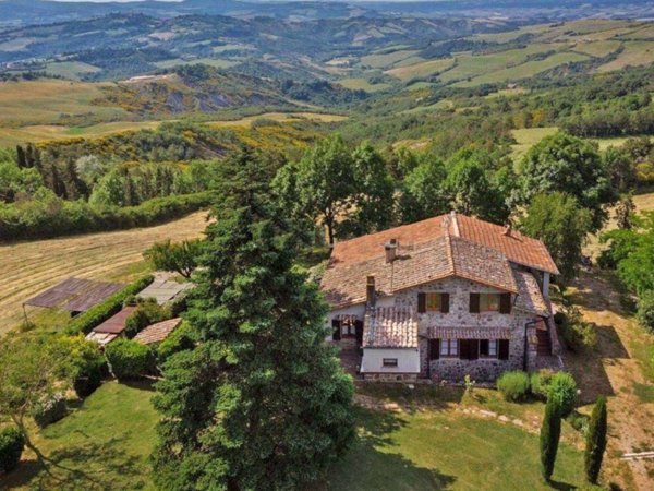 casa indipendente in vendita a Radicofani