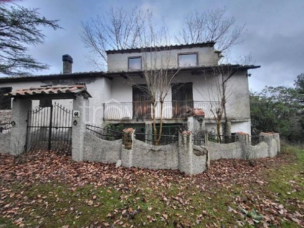 casa indipendente in vendita a Radicofani