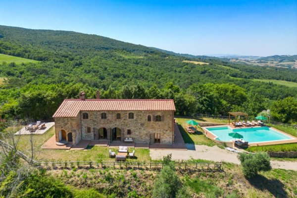 casa indipendente in vendita a Radicondoli