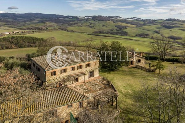 casale in vendita a Radicondoli