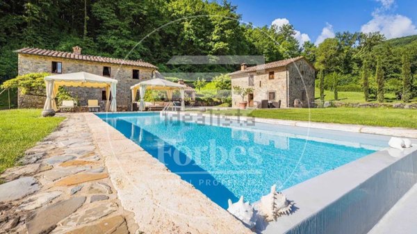 casa indipendente in vendita a Radicondoli