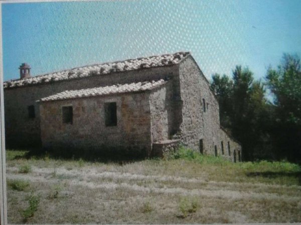 casa indipendente in vendita a Radicondoli
