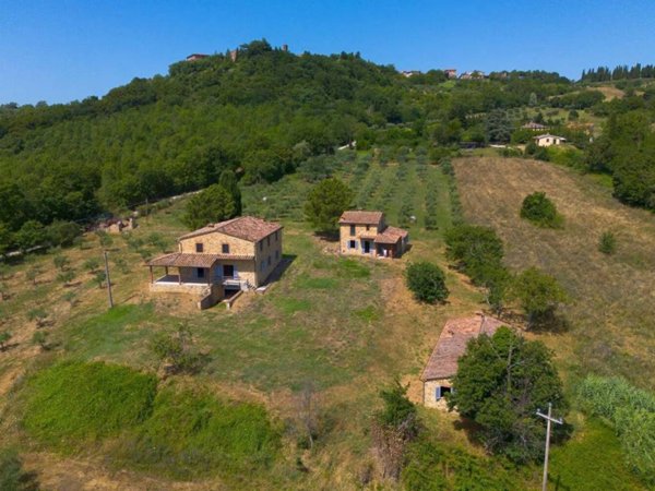casa indipendente in vendita a Radicondoli in zona Belforte
